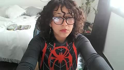 Snapshot of yourownerserena chatting on September 25, 2025, 2:32 pm Serena online show from September 25, 2025, 2:32 pm