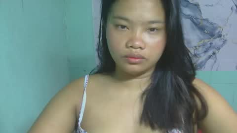 Snapshot of yourpinay_belle chatting on May 18, 2026, 10:37 pm Belle online show from May 18, 2026, 10:37 pm