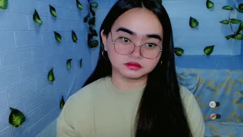 Snapshot of yourprincessthea chatting on February 24, 2025, 4:26 pm yourprincessthea online show from February 24, 2025, 4:26 pm