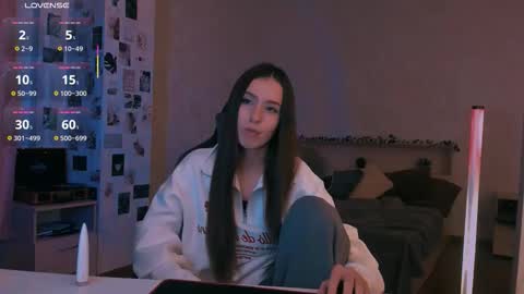 Snapshot of yourrdanceteacher chatting on October 27, 2025, 7:40 pm Eva online show from October 27, 2025, 7:40 pm