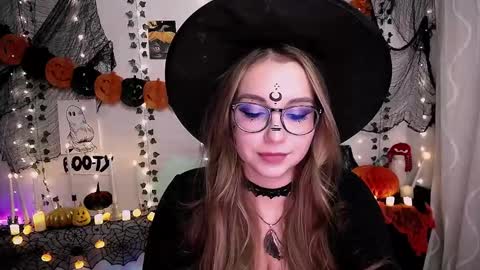 Happy online show from October 29, 2025, 8:38 am