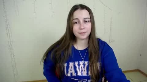 Snapshot of yours_piece_of_happiness_ chatting on February 24, 2026, 6:55 am Happy online show from February 24, 2026, 6:55 am