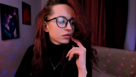 yours_sunny online show from January 28, 2025, 5:24 pm