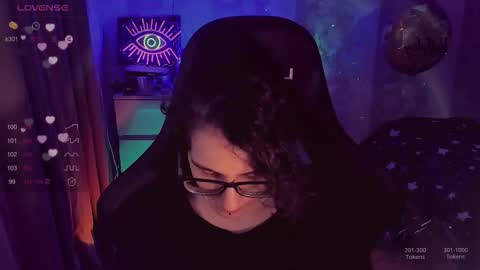 Yours Cosmic online show from September 18, 2025, 11:18 pm