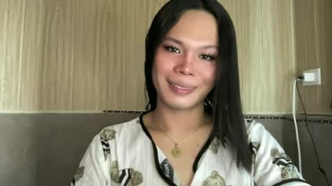 yourseductive_jem online show from June 14, 2026, 6:15 am