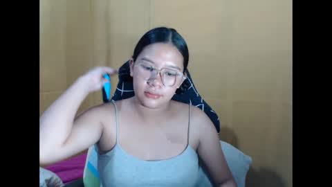 yoursexy_reb online show from March 19, 2026, 2:37 am