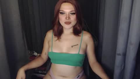 LALA online show from October 18, 2025, 3:42 am