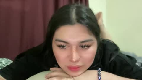LALA online show from May 1, 2026, 8:24 pm