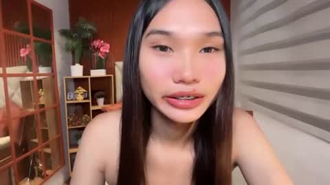 Snapshot of yoursluttyashxx chatting on June 13, 2026, 5:44 pm yoursluttyashxx online show from June 13, 2026, 5:44 pm