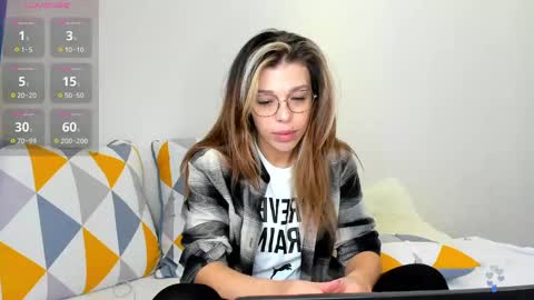 Snapshot of yoursoul_mila chatting on February 9, 2025, 11:25 am yoursoul_mila online show from February 9, 2025, 11:25 am