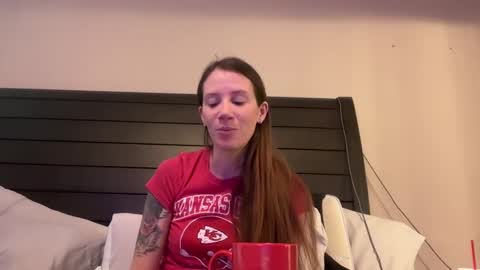 yourstrulylivy online show from December 26, 2024, 4:04 pm