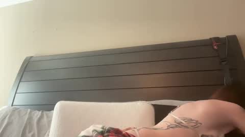 yourstrulylivy online show from January 21, 2025, 9:15 pm