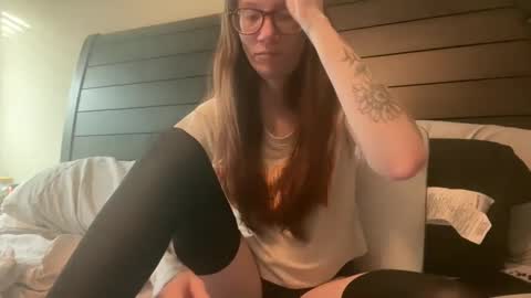 yourstrulylivy online show from February 6, 2025, 2:58 pm