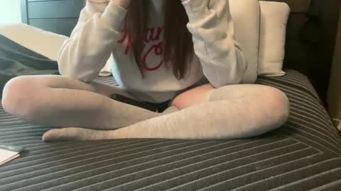 yourstrulylivy online show from February 18, 2025, 7:09 pm