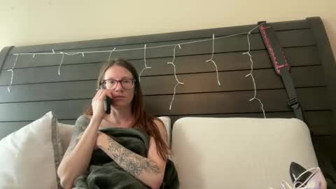 yourstrulylivy online show from February 27, 2025, 6:53 pm