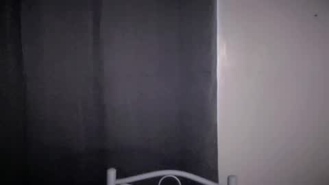 Snapshot of yoursweetgirl_zia chatting on March 23, 2026, 12:47 am yoursweetgirl_zia online show from March 23, 2026, 12:47 am