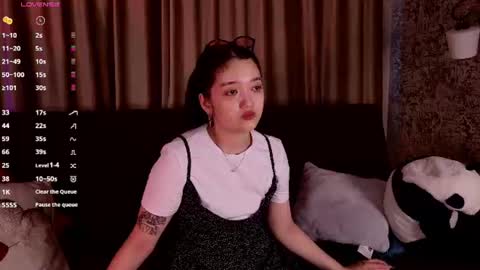Snapshot of yoursweetsoul chatting on July 26, 2026, 3:14 am Bella online show from July 26, 2026, 3:14 am