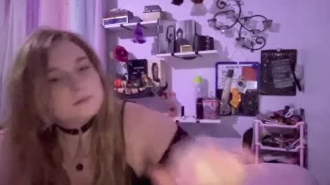 Snapshot of yourthickgingergoddess chatting on December 3, 2024, 5:20 am yourthickgingergoddess online show from December 3, 2024, 5:20 am