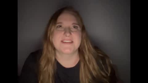 Snapshot of yourthickgingergoddess chatting on December 25, 2024, 4:22 am yourthickgingergoddess online show from December 25, 2024, 4:22 am