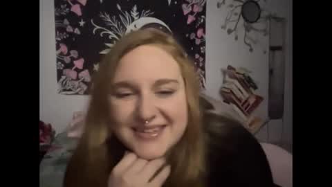 Snapshot of yourthickgingergoddess chatting on December 28, 2024, 2:54 am yourthickgingergoddess online show from December 28, 2024, 2:54 am
