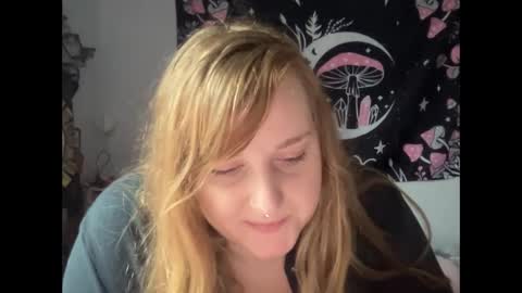 Snapshot of yourthickgingergoddess chatting on February 6, 2025, 8:13 pm yourthickgingergoddess online show from February 6, 2025, 8:13 pm