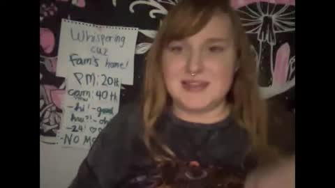 Snapshot of yourthickgingergoddess chatting on February 6, 2025, 11:15 pm yourthickgingergoddess online show from February 6, 2025, 11:15 pm
