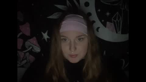 Snapshot of yourthickgingergoddess chatting on February 8, 2025, 1:32 am yourthickgingergoddess online show from February 8, 2025, 1:32 am