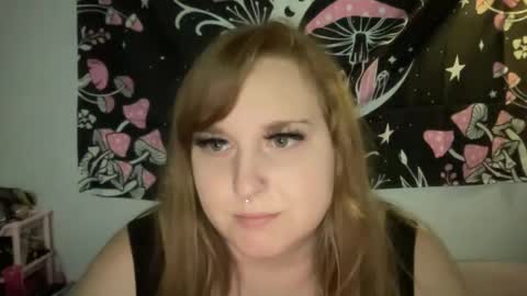 Snapshot of yourthickgingergoddess chatting on March 3, 2025, 10:10 pm yourthickgingergoddess online show from March 3, 2025, 10:10 pm
