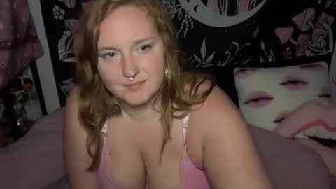 Snapshot of yourthickgingergoddess chatting on September 28, 2025, 5:46 am yourthickgingergoddess online show from September 28, 2025, 5:46 am