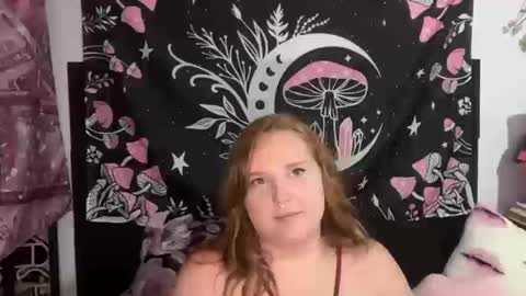 Snapshot of yourthickgingergoddess chatting on October 11, 2025, 4:33 am yourthickgingergoddess online show from October 11, 2025, 4:33 am