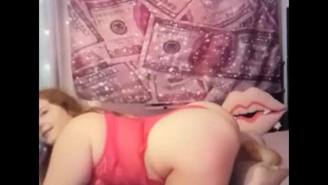 Snapshot of yourthickgingergoddess chatting on October 18, 2025, 2:40 pm yourthickgingergoddess online show from October 18, 2025, 2:40 pm