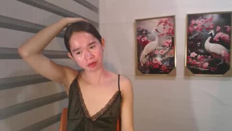 yourtinybunny online show from March 11, 2025, 9:02 am