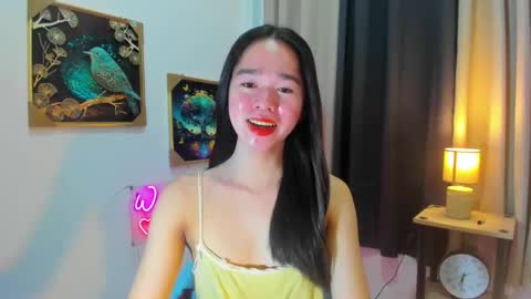 yourtinybunny online show from April 22, 2026, 11:01 am