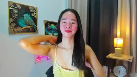 yourtinybunny online show from April 26, 2026, 10:35 am