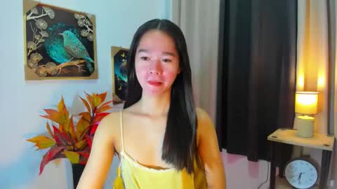 yourtinybunny online show from May 8, 2026, 11:26 am