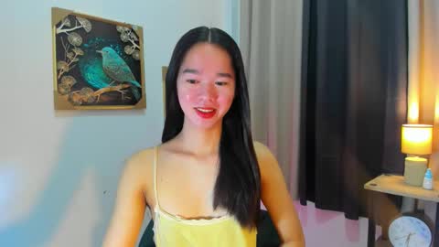 yourtinybunny online show from May 12, 2026, 10:56 am