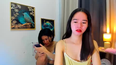 yourtinybunny online show from June 3, 2026, 12:19 pm