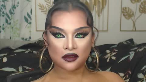 Snapshot of yourtrannyqueenxxx chatting on October 2, 2025, 12:50 am Anastacia Grey  online show from October 2, 2025, 12:50 am