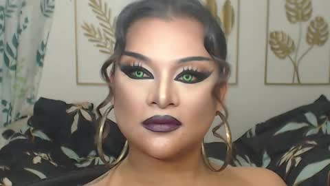 Snapshot of yourtrannyqueenxxx chatting on October 22, 2025, 1:06 am Anastacia Grey  online show from October 22, 2025, 1:06 am