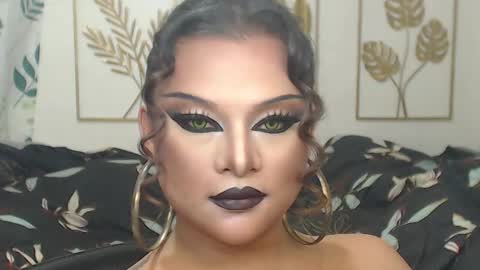 Snapshot of yourtrannyqueenxxx chatting on October 22, 2025, 10:31 pm Anastacia Grey  online show from October 22, 2025, 10:31 pm