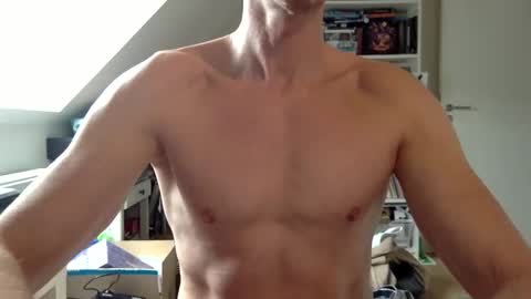 Snapshot of youvegotthis chatting on March 31, 2026, 1:33 pm youvegotthis online show from March 31, 2026, 1:33 pm