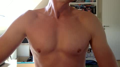 Snapshot of youvegotthis chatting on May 18, 2026, 12:44 pm youvegotthis online show from May 18, 2026, 12:44 pm