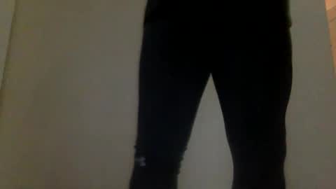 Snapshot of yque2 chatting on January 17, 2025, 10:23 pm yque online show from January 17, 2025, 10:23 pm