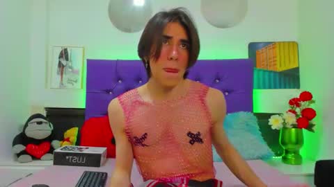 yu_yang69 online show from February 5, 2026, 7:51 pm