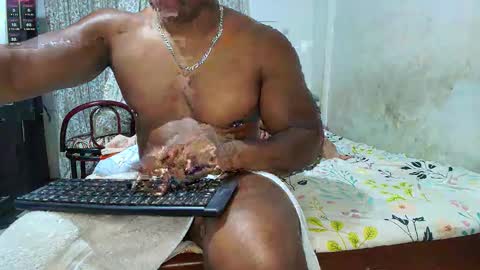 yubana online show from November 9, 2025, 2:54 am