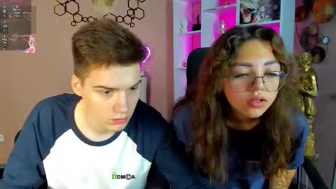 yudji_boy online show from September 11, 2025, 7:41 am