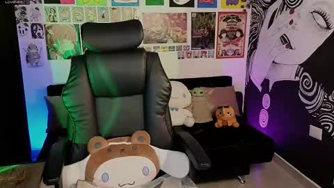    rawr   Anne Independent model      online show from September 26, 2025, 11:09 pm