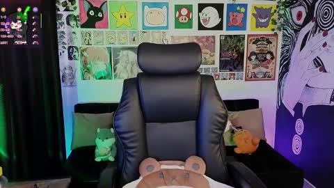    rawr   Anne Independent model      online show from November 16, 2025, 9:20 pm