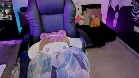    rawr   Anne Independent model      online show from February 13, 2026, 1:12 am