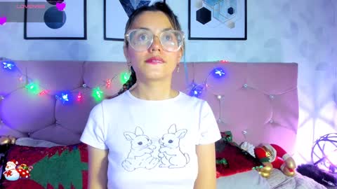Yukki Kuran online show from December 21, 2024, 6:02 pm
